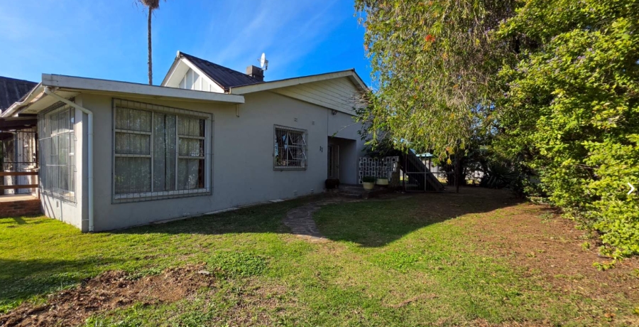 5 Bedroom Property for Sale in Selborne Eastern Cape